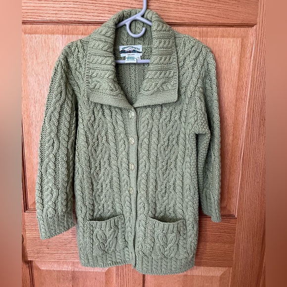 arancrafts merino wool, green sweater - Picture 1 of 5